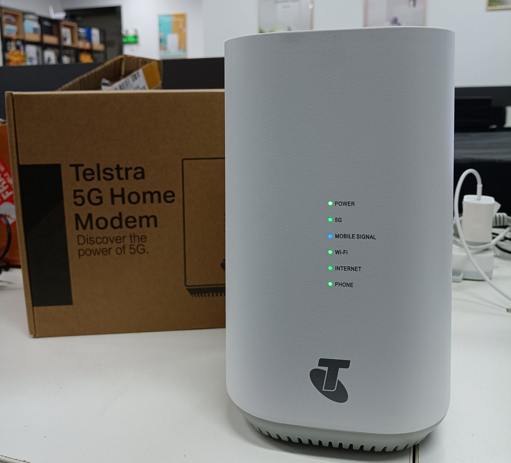 Telstra 5G Home Modem AW1000 Unlocked Compatible with All Carriers Wi ...