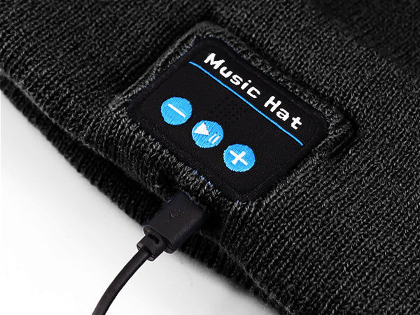 bdi-usb-charging-bluetooth-music-with-led-light-knitted-hat