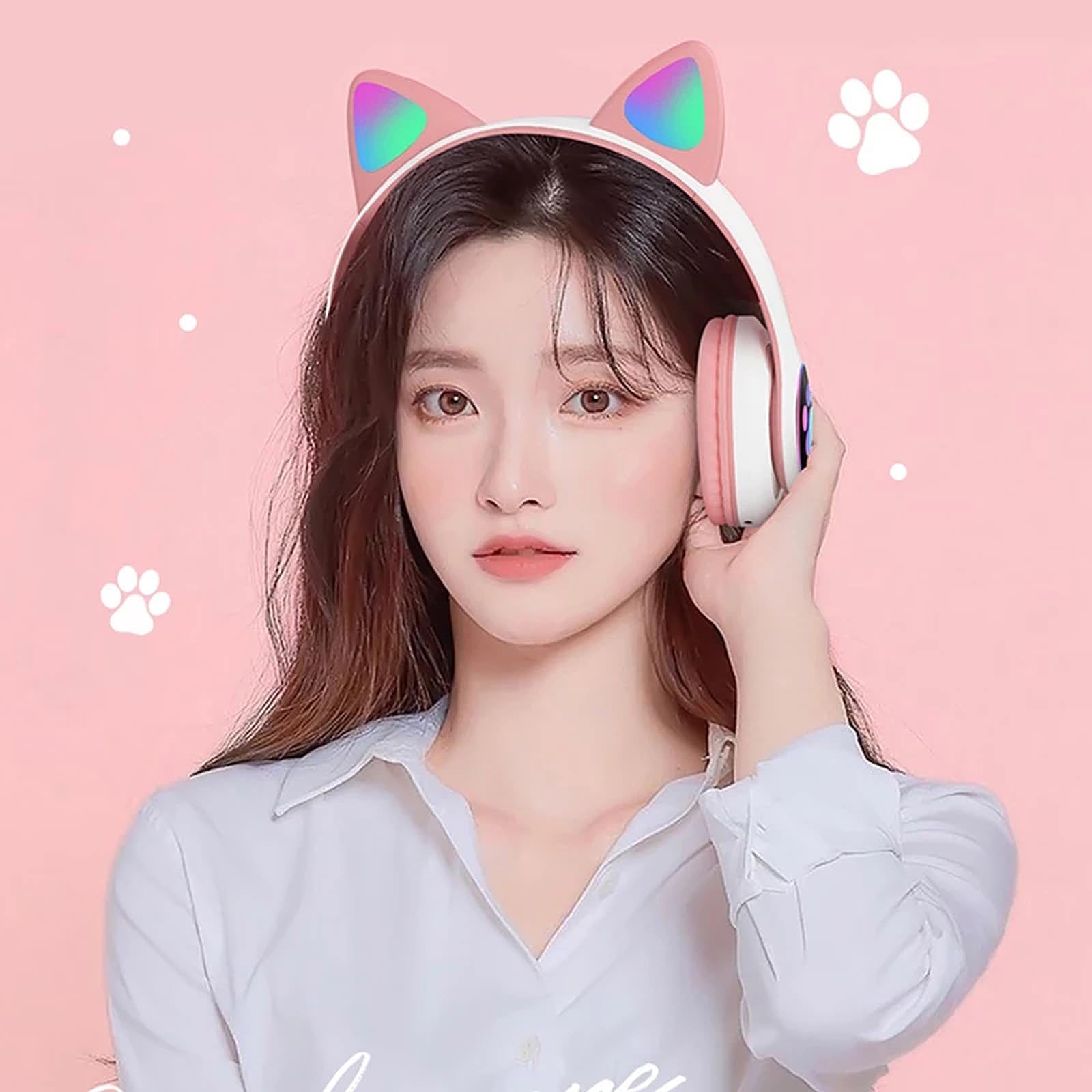 adorable-pink-wireless-cat-paw-headphones-with-ear-flaps